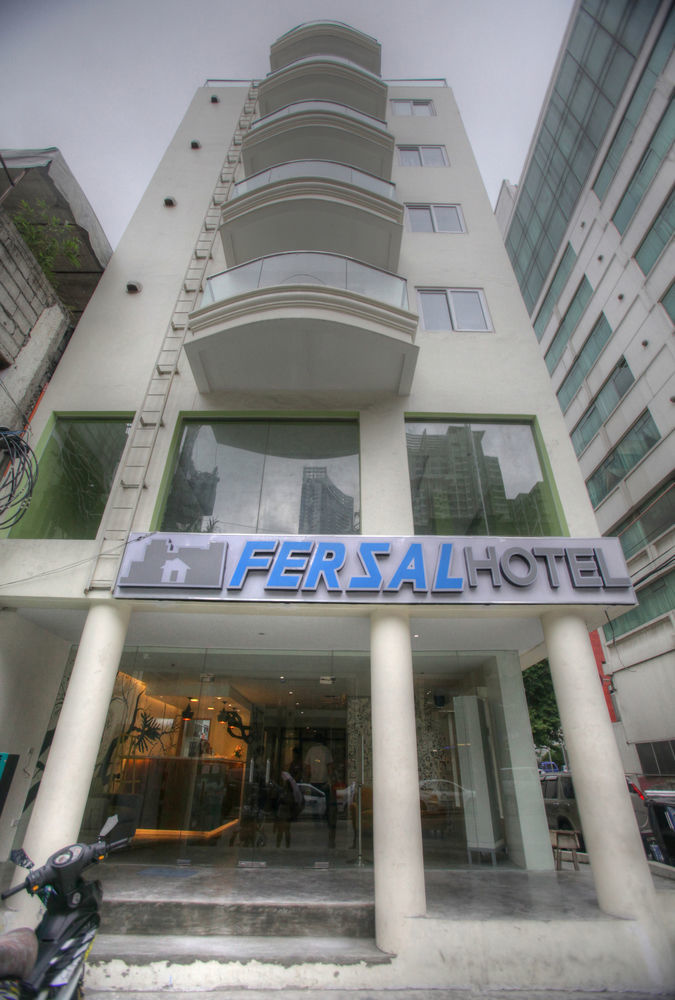 Fersal Hotel Makati Avenue Makati City Exteriör bild